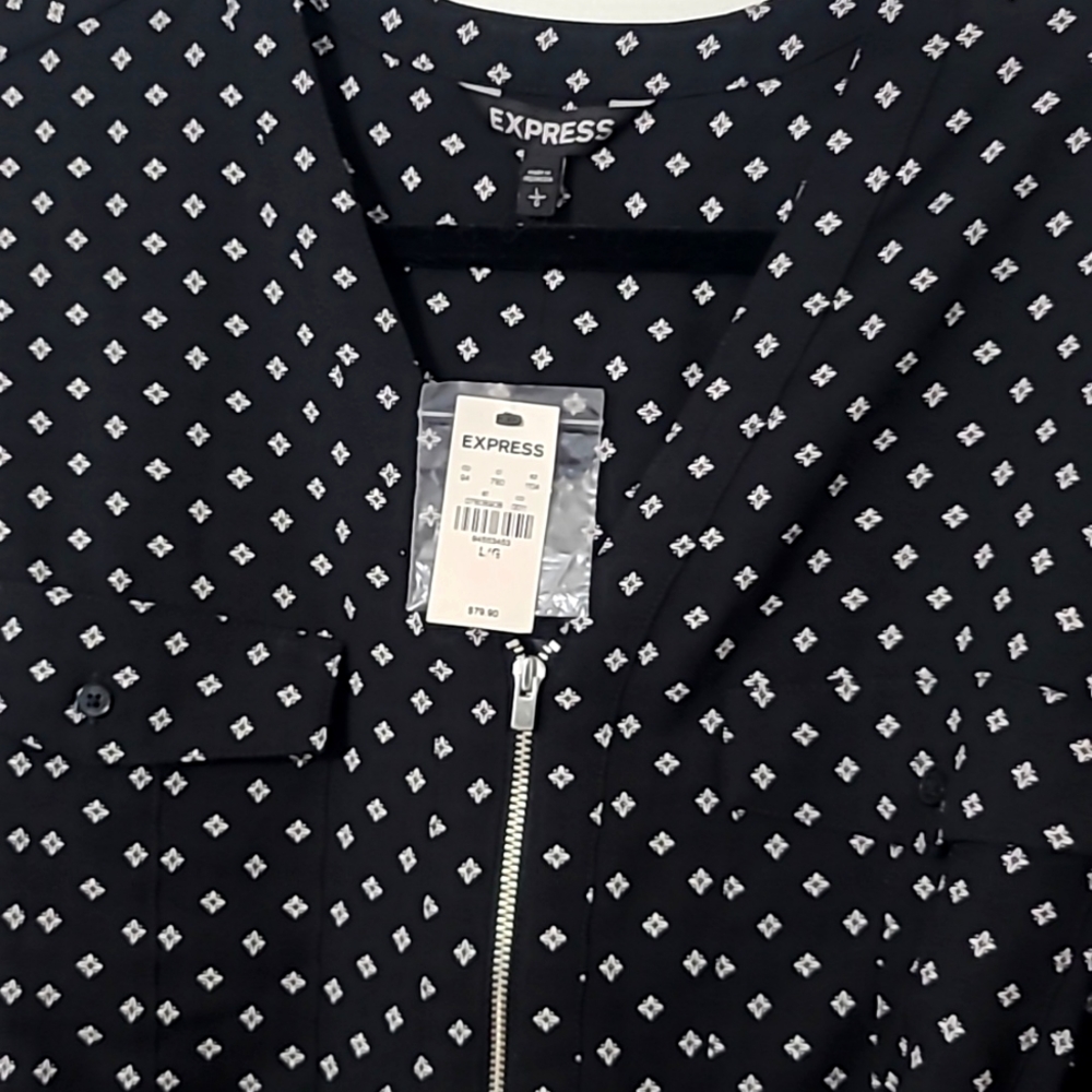 Express dress - Picture 2 of 4
